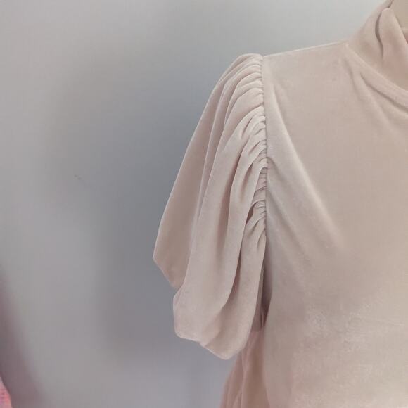 NEW Free People Velvet Cream Fitted Blouse with Ruffled Puff Sleeves Medium - Picture 5 of 7